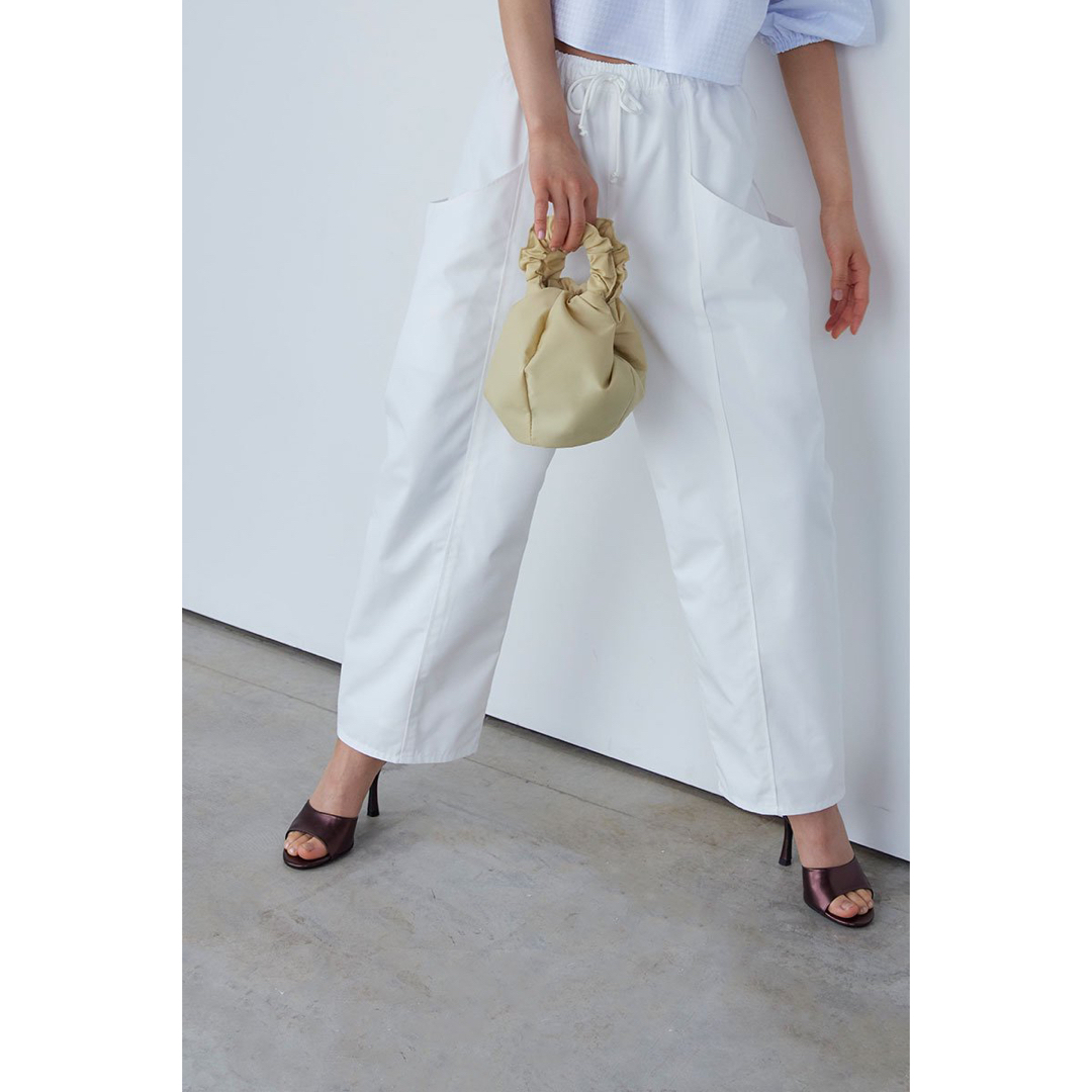 MEER. ビッグポケットナイロンパンツ 新品の通販 by No.9's shop|ラクマ