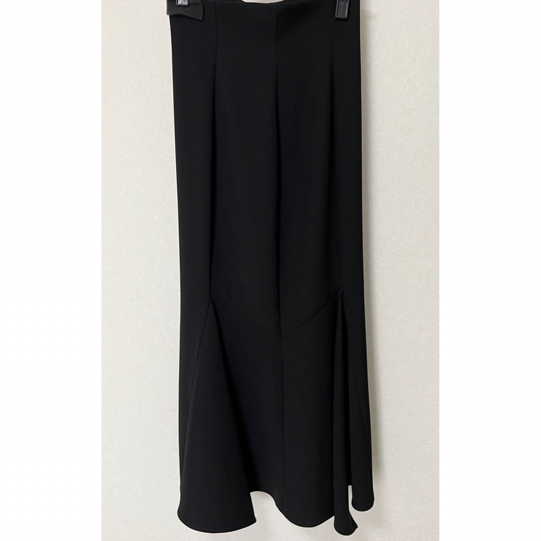 SNIDEL(スナイデル)のSNIDEL マーメイドイレヘムスカート  レディースのスカート(ロングスカート)の商品写真