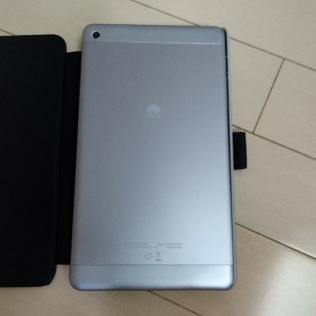 HUAWEI(ファーウェイ)のHUAWEI Media Pad M1 8.0LET スマホ/家電/カメラのPC/タブレット(タブレット)の商品写真