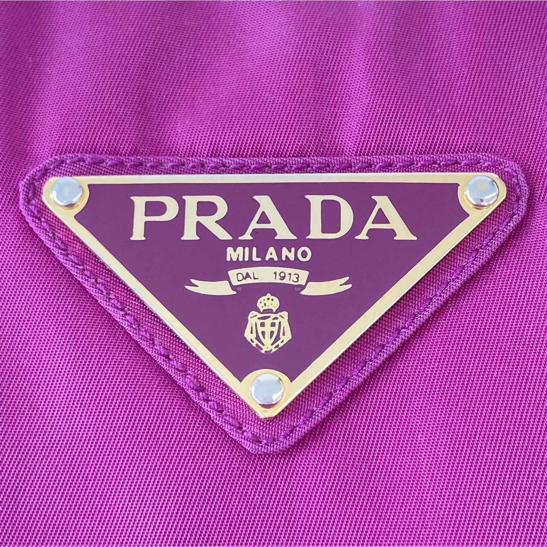 PRADA(プラダ)の★希少 プラダ バッグ パープル メタルハンドル ゴールド金具 ヴィンテージ レディースのバッグ(トートバッグ)の商品写真