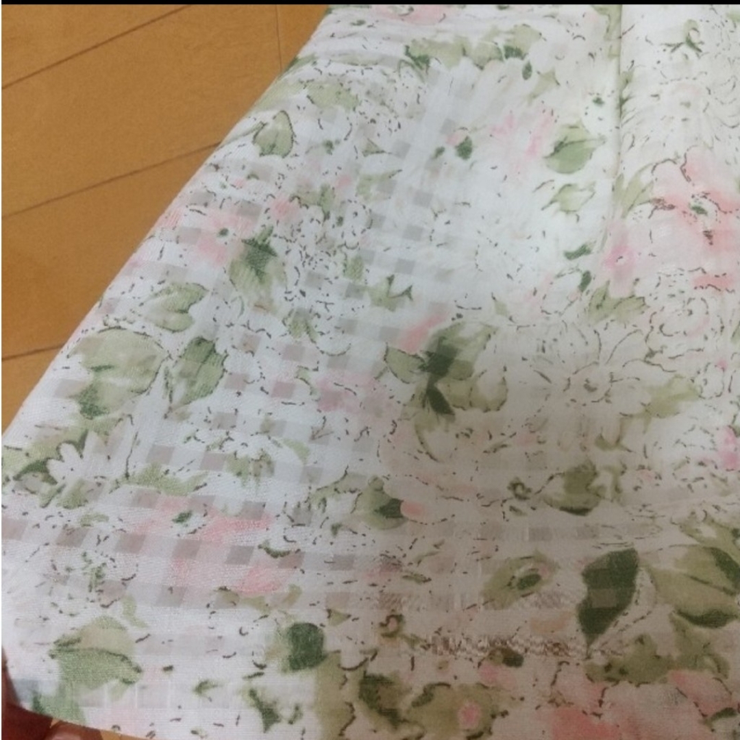 レッセパッセ    花柄  白  お嬢様  可愛い  デート  ワンピース レディースのワンピース(ひざ丈ワンピース)の商品写真