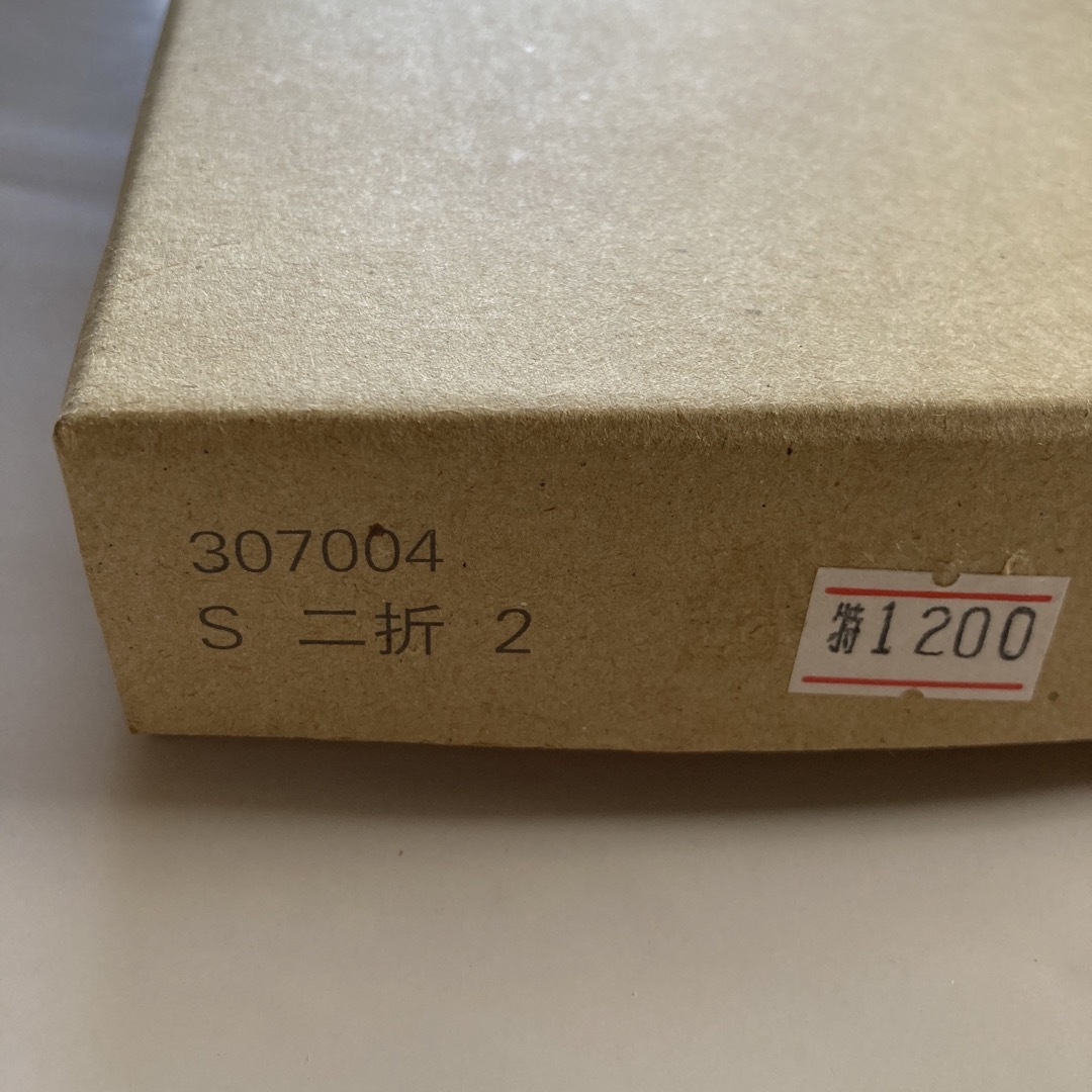 案内状　招待状　２号　二折カード　46枚 インテリア/住まい/日用品の文房具(その他)の商品写真