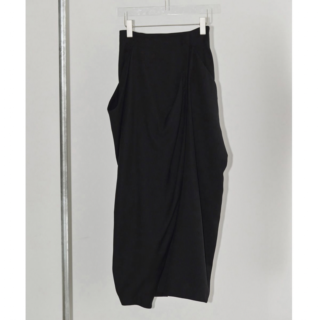 TODAYFUL(トゥデイフル)のDrape Satin Skirt / todayful レディースのスカート(ロングスカート)の商品写真