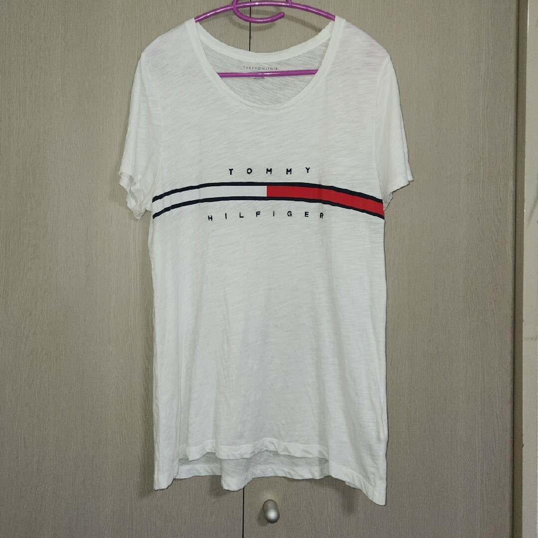 TOMMY HILFIGER(トミーヒルフィガー)のTOMMY HILFIGER　Tシャツ レディースのトップス(Tシャツ(半袖/袖なし))の商品写真