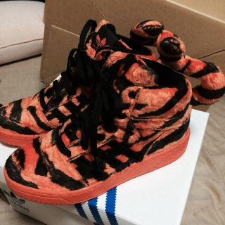 adidas×Jeremy Scottティガースニーカー