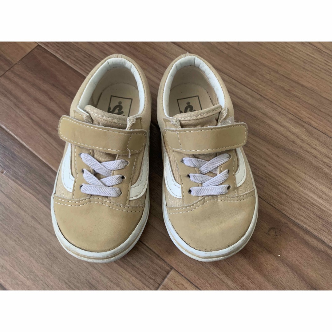 VANS(ヴァンズ)のバンズスニーカー15cmベージュ キッズ/ベビー/マタニティのキッズ靴/シューズ(15cm~)(スニーカー)の商品写真