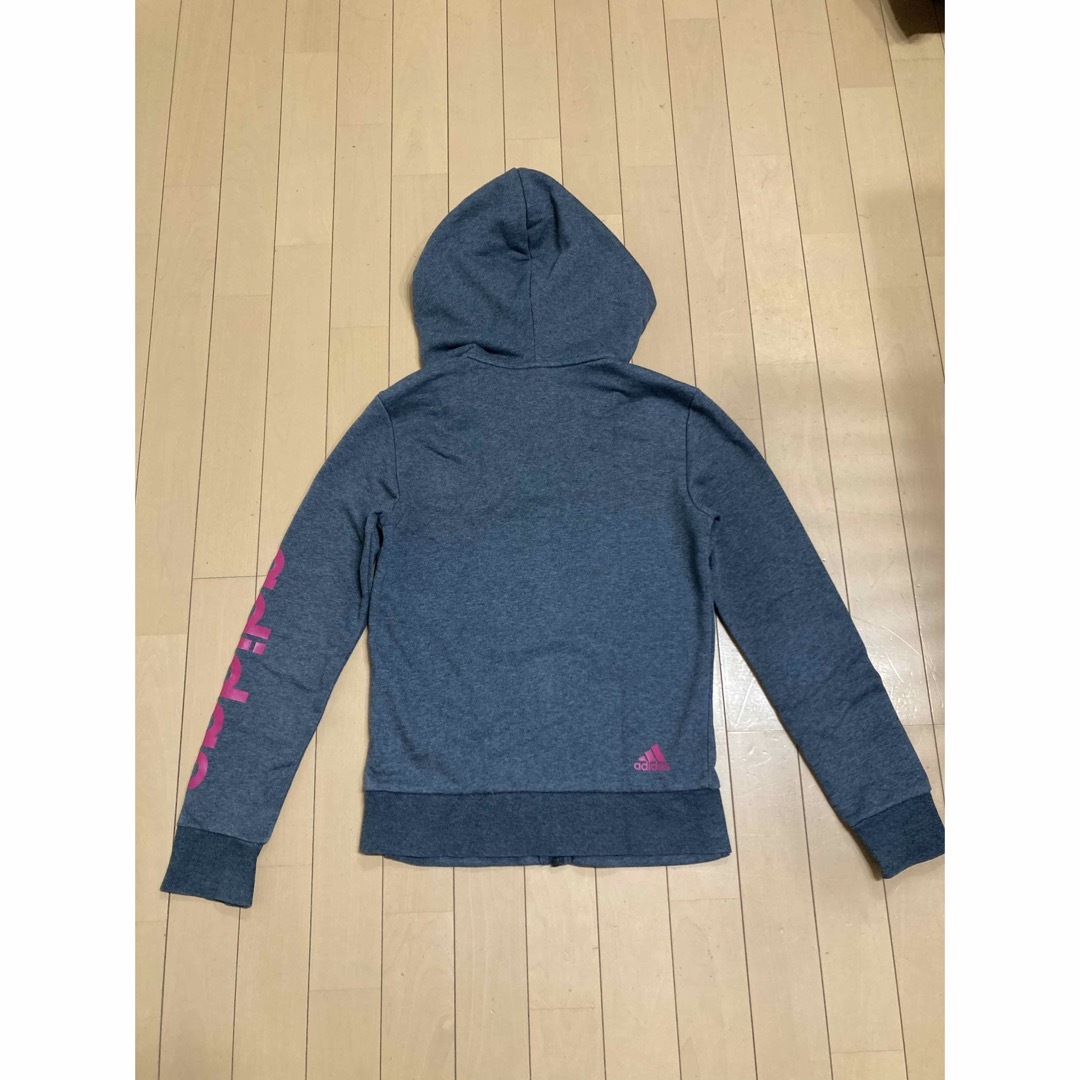 adidas(アディダス)のadidas パーカー　kids L (レディースS) キッズ/ベビー/マタニティのキッズ服女の子用(90cm~)(その他)の商品写真