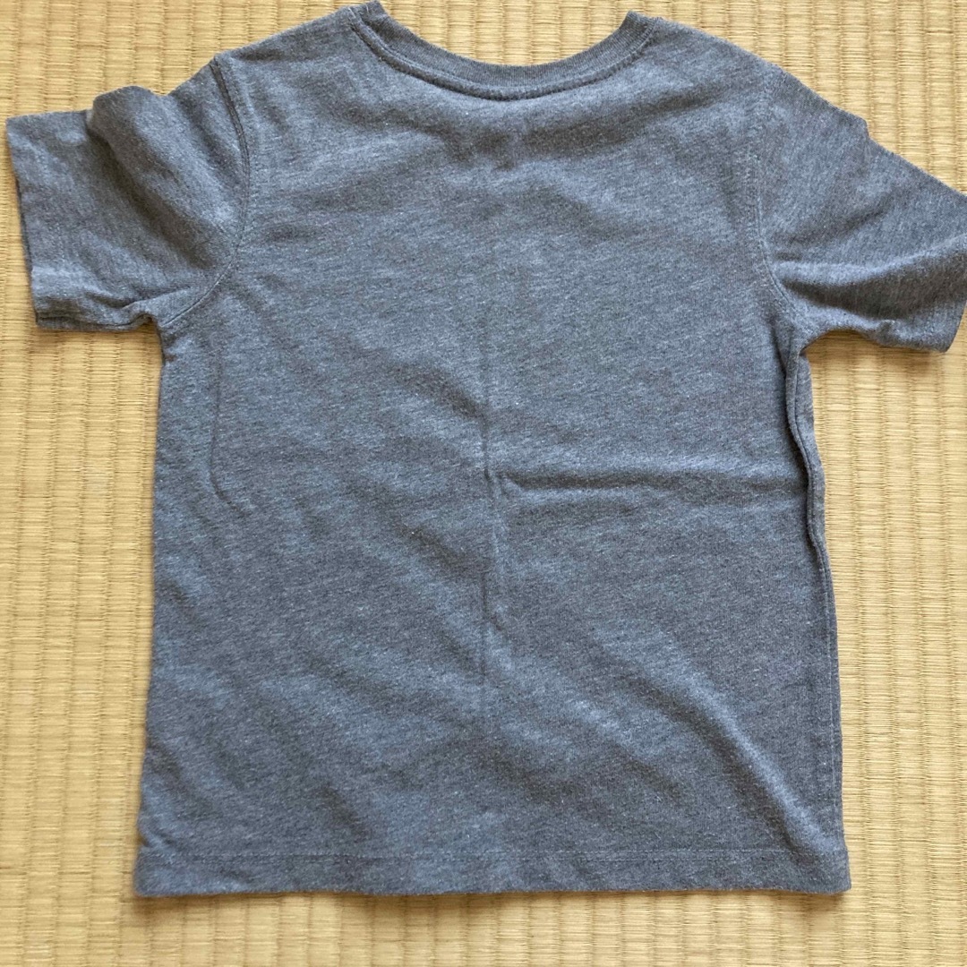 GAP(ギャップ)のTシャツ（GAP）半ズボン（crocs) キッズ/ベビー/マタニティのキッズ服男の子用(90cm~)(Tシャツ/カットソー)の商品写真