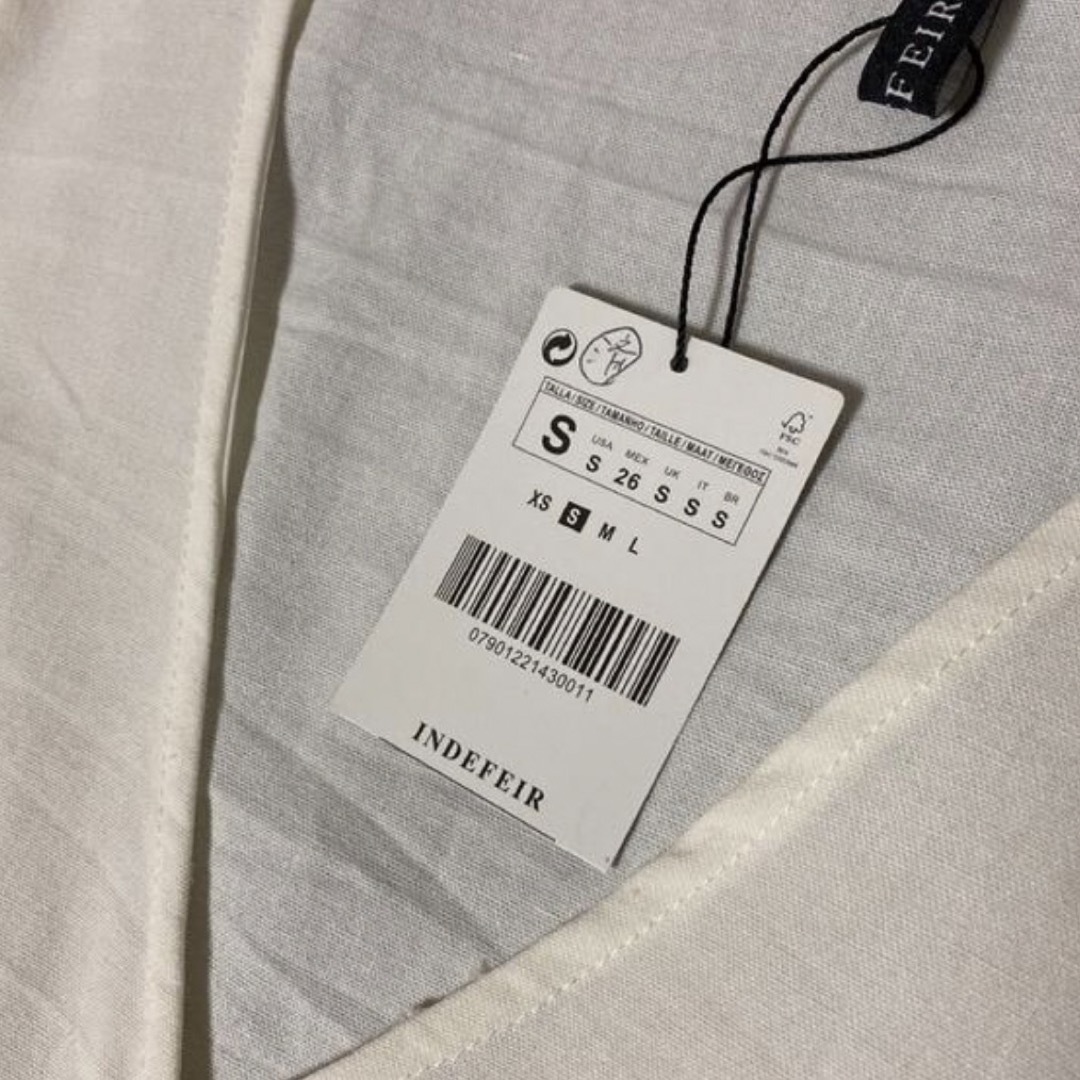 ZARA(ザラ)の新品未使用　ワンピース レディースのワンピース(ロングワンピース/マキシワンピース)の商品写真