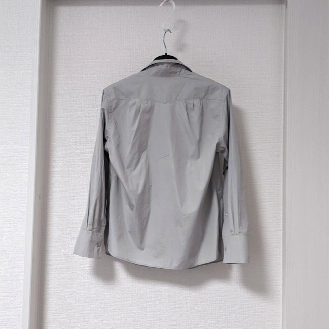 Jil Sander(ジルサンダー)のJIL SANDER💛美品💛ジルサンダー軽くて涼しいコットンシャツ38 レディースのトップス(シャツ/ブラウス(半袖/袖なし))の商品写真