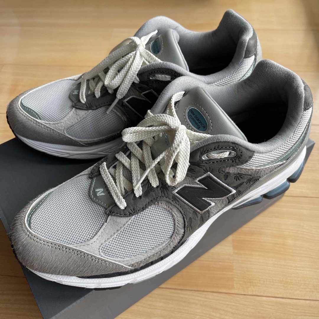 New Balance(ニューバランス)の【atmos限定】New Balance M2002RAT 22SS-S メンズの靴/シューズ(スニーカー)の商品写真