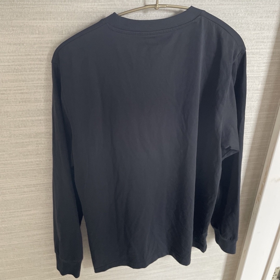 UNIQLO(ユニクロ)のユニクロ  メンズ  長袖  黒  AIRism  Mサイズ   メンズのトップス(Tシャツ/カットソー(七分/長袖))の商品写真