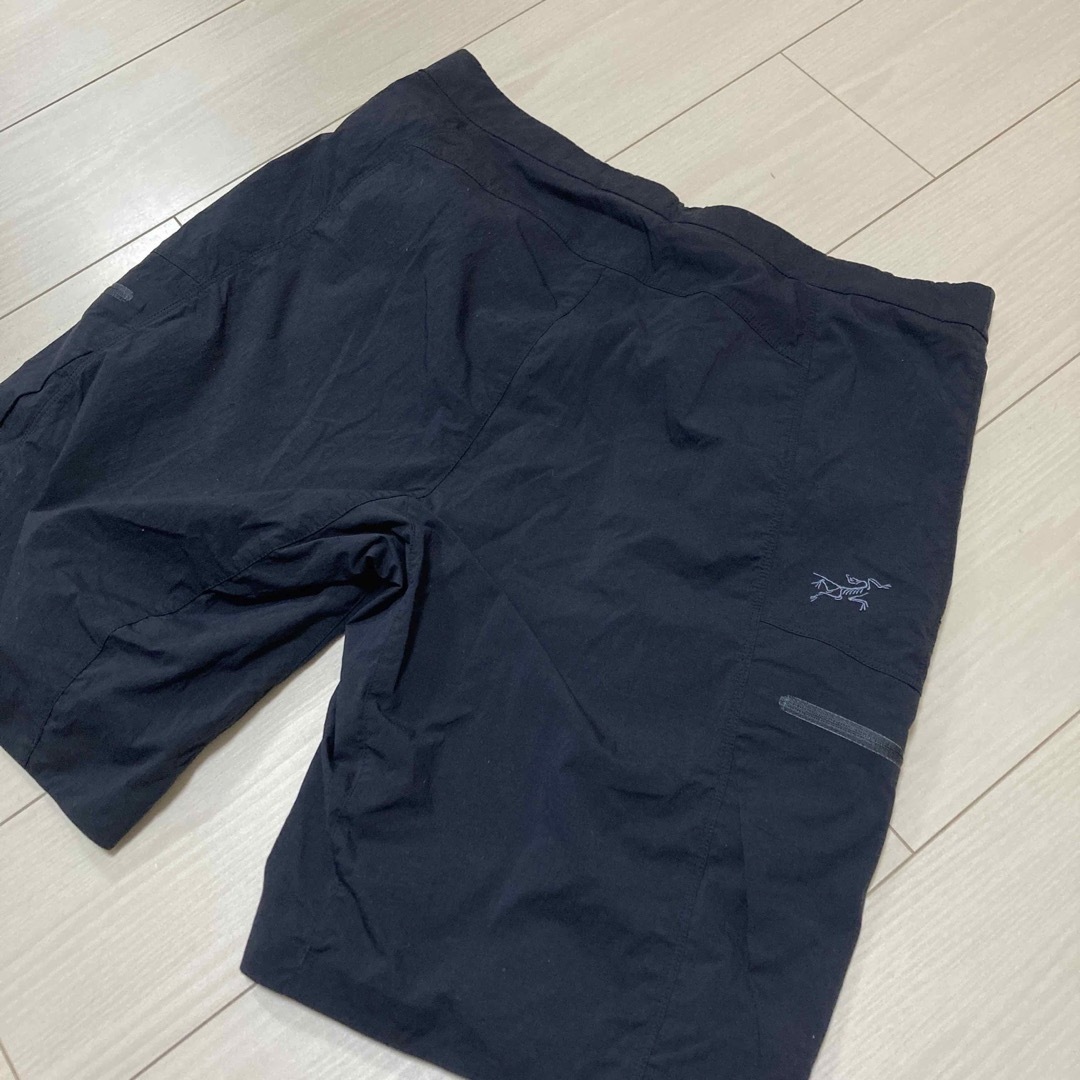 ARC'TERYX(アークテリクス)のアークテリクス　ショートパンツ　サイズ32 メンズのパンツ(ショートパンツ)の商品写真