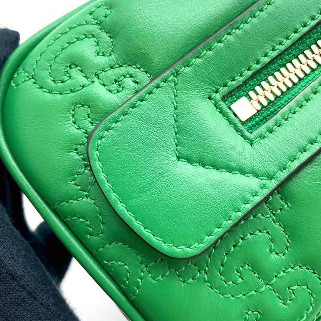 Gucci - グッチ ハンドバッグ GGマトラッセ ミニバッグ レザー 702251