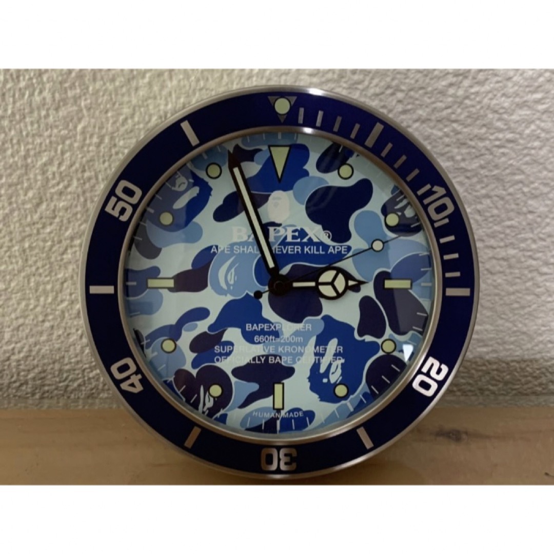 A BATHING APE(アベイシングエイプ)の★激レア★APE BAPEX camo ウォール クロック 掛け時計 時計 インテリア/住まい/日用品のインテリア小物(掛時計/柱時計)の商品写真