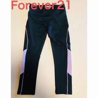 フォーエバートゥエンティーワン(FOREVER 21)のForever21 レギンス スパッツ xsサイズ(レギンス/スパッツ)