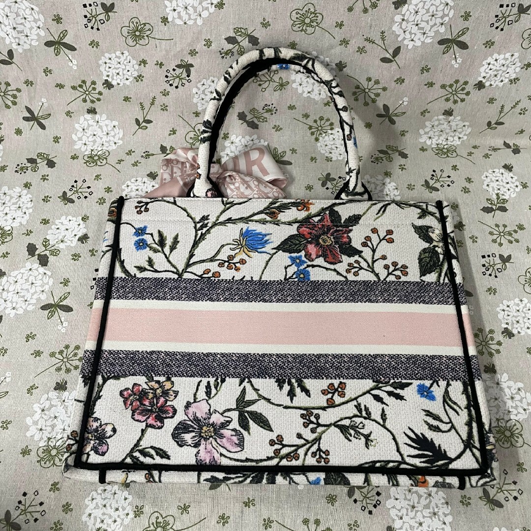 大人気 ♡Diorディオール ☆トートバッグ 花柄