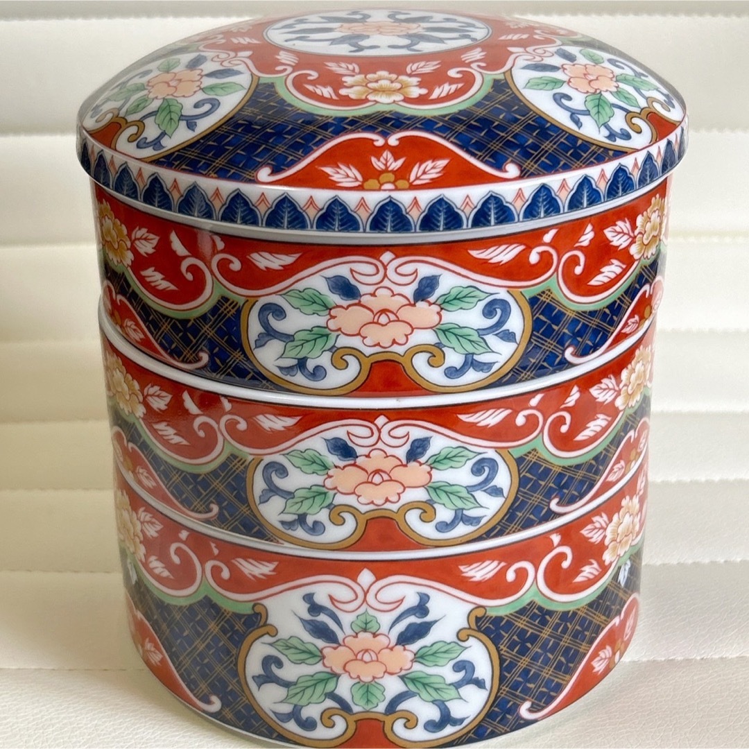 前畑陶器 庫山窯 三段重 おせち器 お正月 蓋付き重ね鉢 古伊万里 色絵 重箱 | フリマアプリ ラクマ