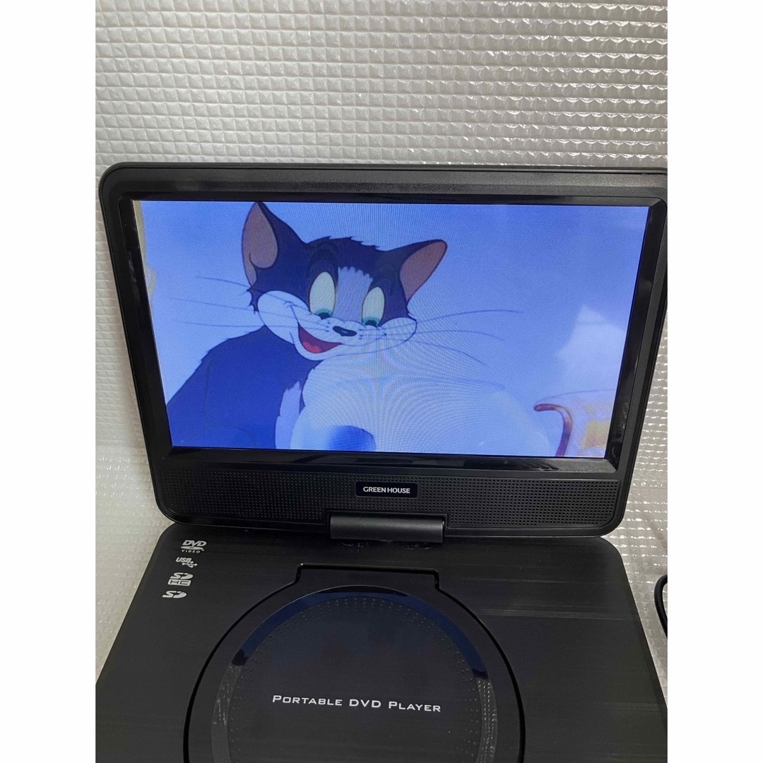 ポータブルDVDプレーヤ　グリーンハウス　9N4PDV 9インチ スマホ/家電/カメラのテレビ/映像機器(DVDプレーヤー)の商品写真