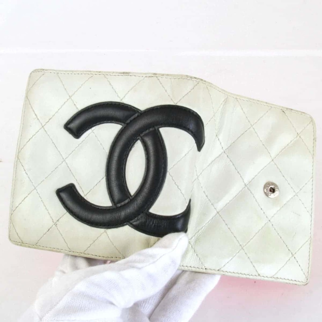 USED』 CHANEL シャネル カンボンライン 二つ折り財布 レザー ホワイト ...