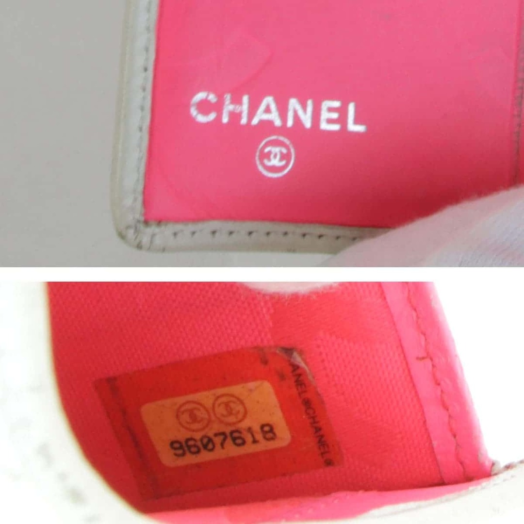 CHANEL(シャネル)の『USED』 CHANEL シャネル カンボンライン 二つ折り財布 レザー ホワイト【中古】 レディースのファッション小物(財布)の商品写真