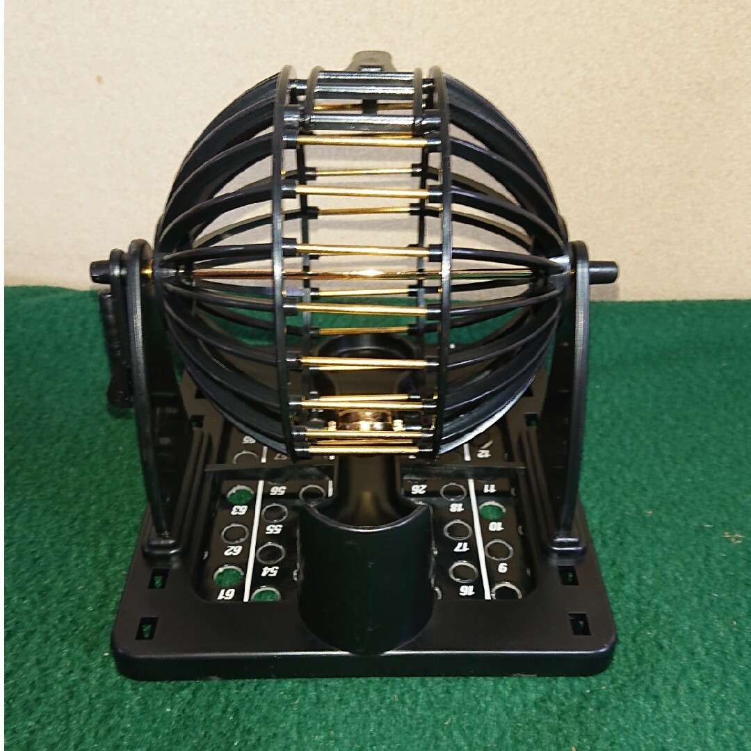 HANAYAMA(ハナヤマ)の未使用品‼️ はなやま ビンゴミニマム BINGO MINIMUM エンタメ/ホビーのテーブルゲーム/ホビー(その他)の商品写真