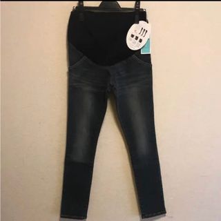 新品 マタニティパンツ  Sサイズ　マタニティデニムパンツ ジーパン(マタニティボトムス)