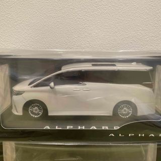 非売品】 40系トヨタ新型アルファード ミニカー 1/30スケール ホワイト-