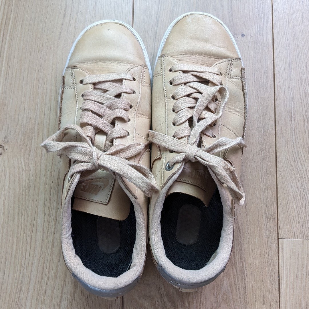 NIKE(ナイキ)のNIKE BLAZER LOW Vachetta Tan レディースの靴/シューズ(スニーカー)の商品写真