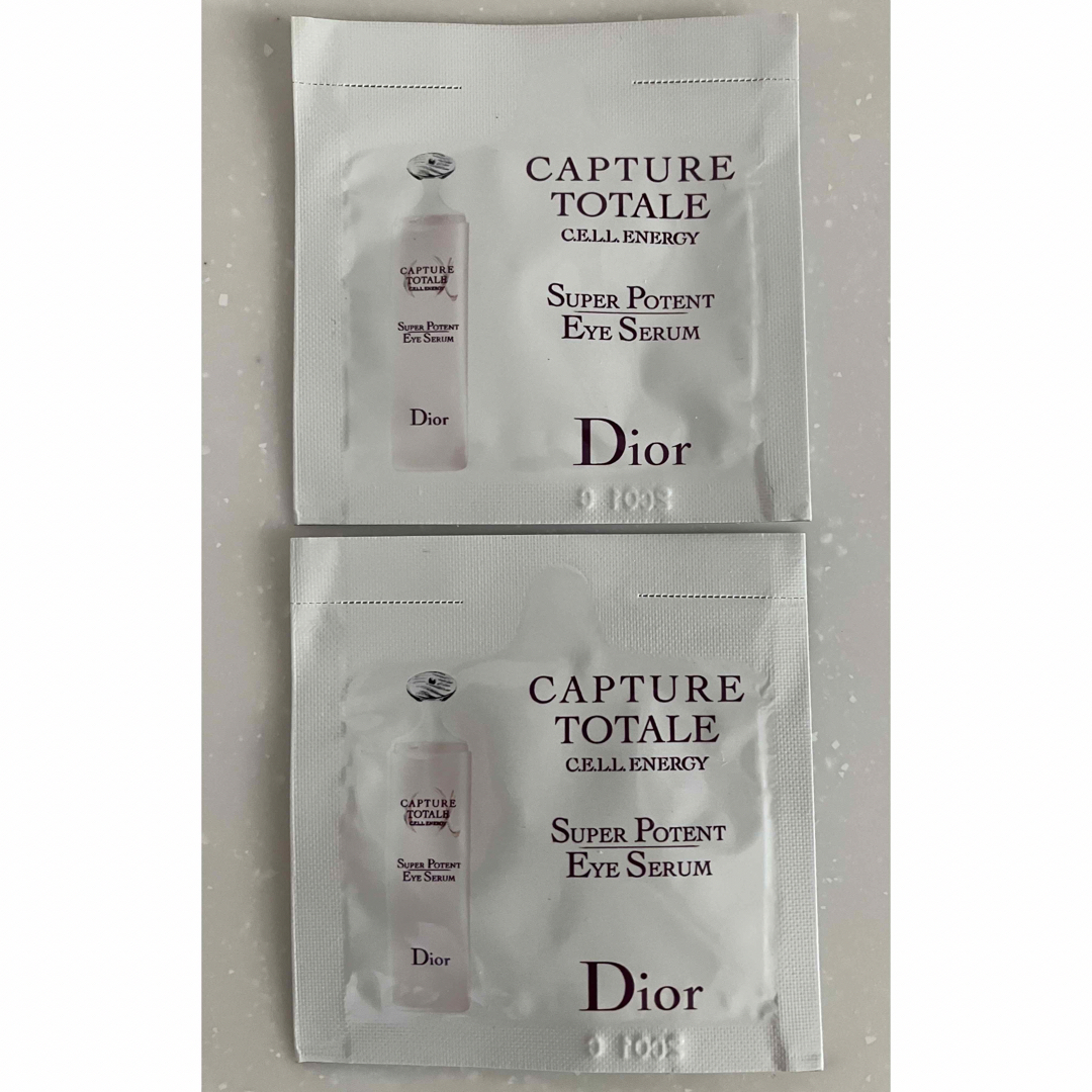 Dior(ディオール)のディオール　カプチュール　トータル　セル　アイセラム　目元用美容液 コスメ/美容のスキンケア/基礎化粧品(アイケア/アイクリーム)の商品写真