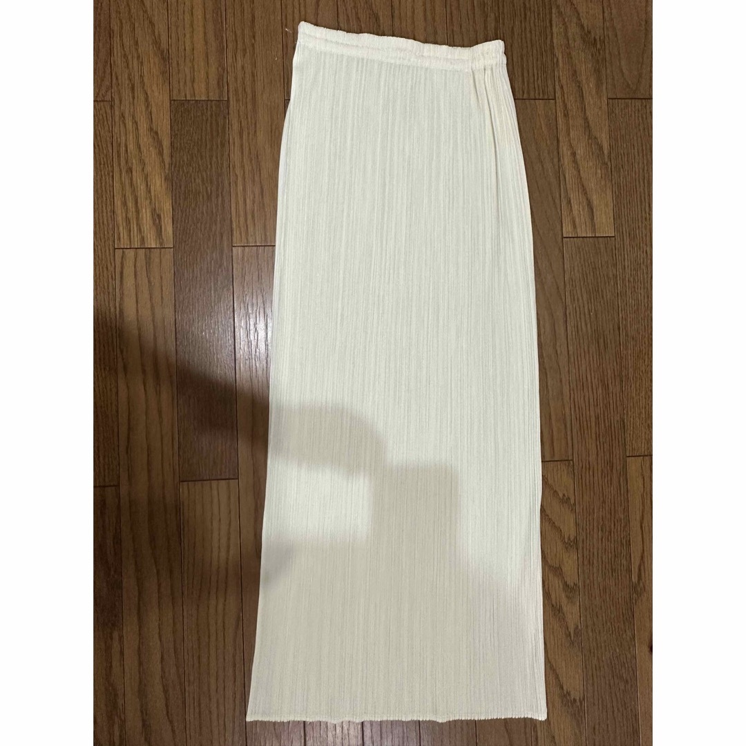 PLEATS PLEASE ISSEY MIYAKE(プリーツプリーズイッセイミヤケ)のイッセイミヤケ/プリーツプリーズ レディースのスカート(ロングスカート)の商品写真