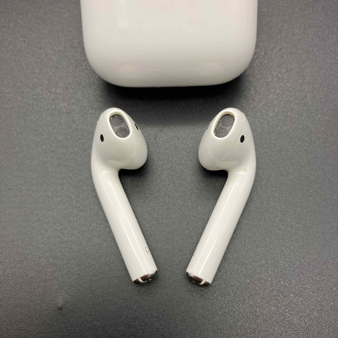 即決 正規品 Apple アップル AirPods ワイヤレスイヤホン 第二世代