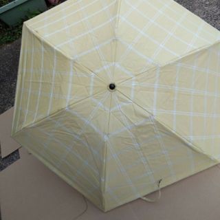 サンバリア　日傘　完全遮光　三段折り(傘)