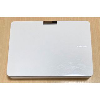 トウシバ(東芝)のTOSHIBA REGZA ポータブルDVDプレーヤー　SD-P1010S(ポータブルプレーヤー)