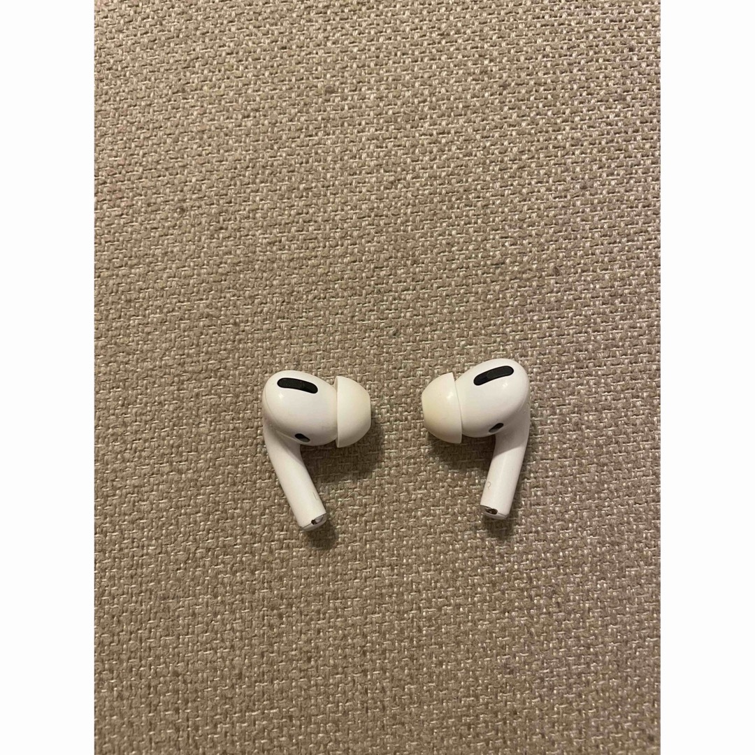 Air pods proワイヤレスチャージモデル　第一世代　土曜日限定値下げ