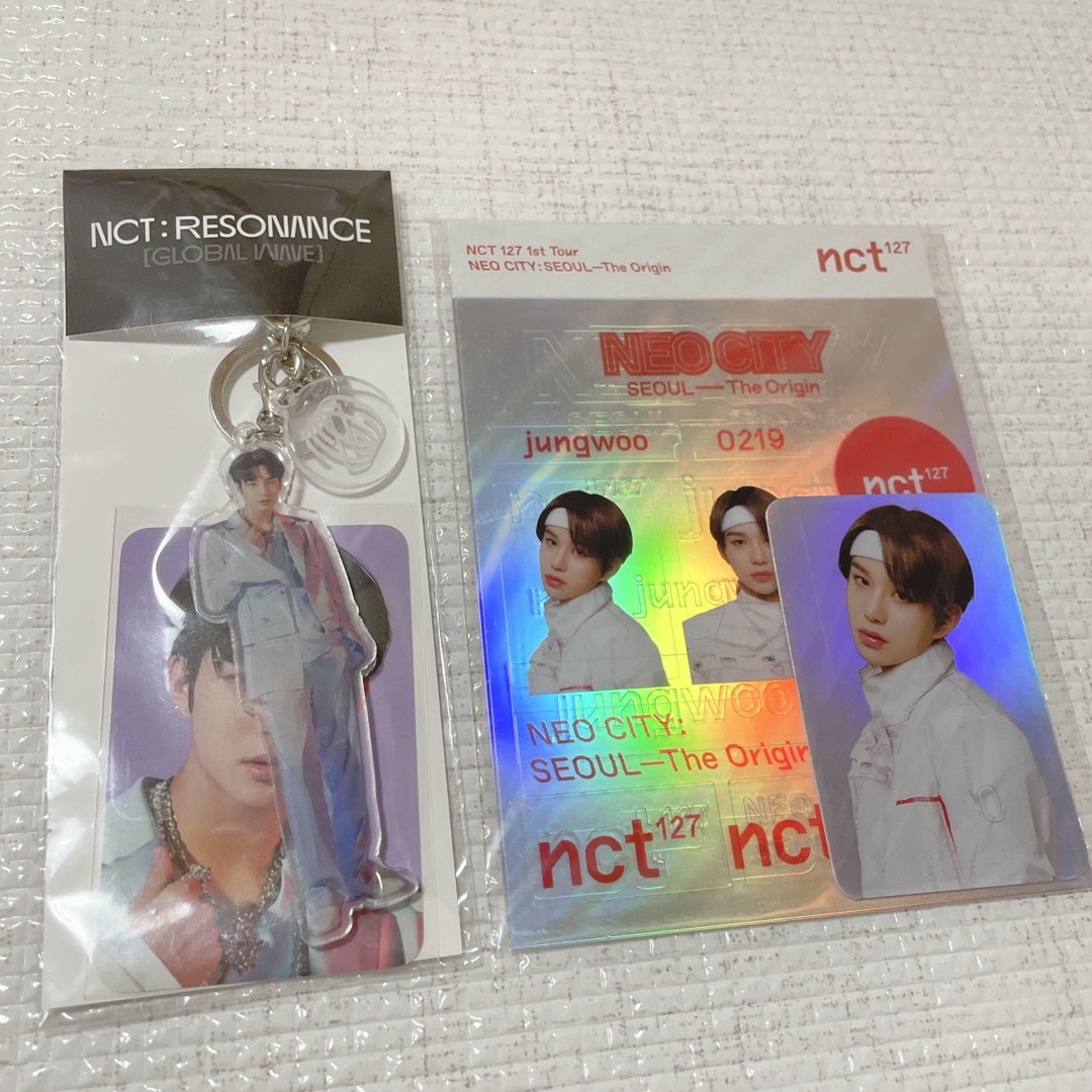 NCT ジョンウ アクリルキーリング デコステッカー