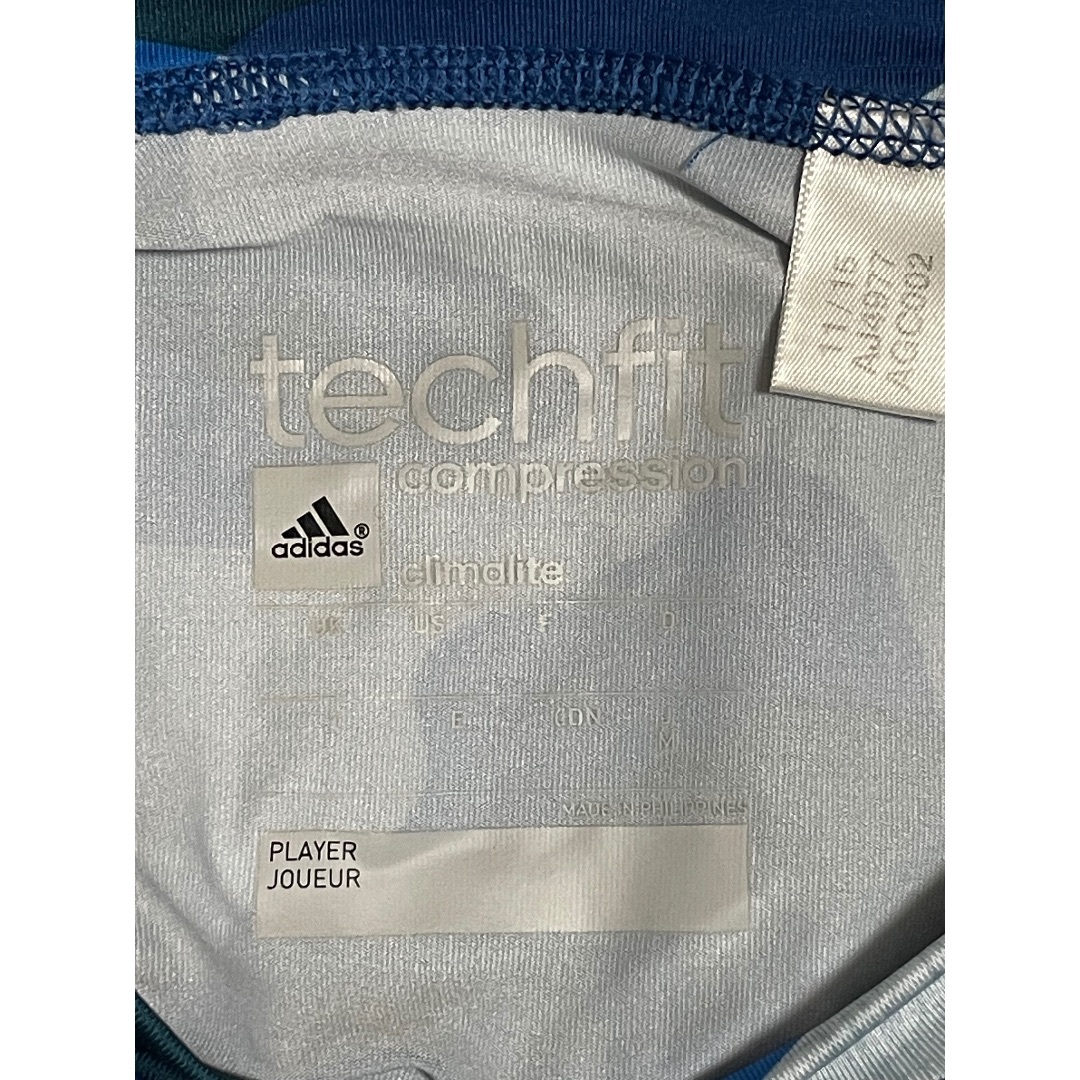 adidas アンダーシャツ スポーツ/アウトドアのテニス(ウェア)の商品写真
