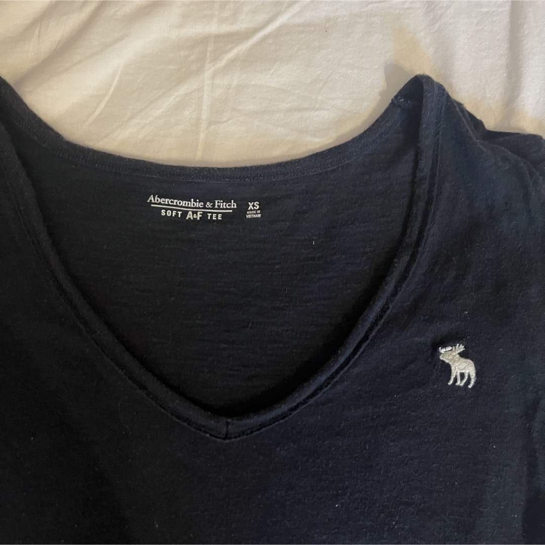 Abercrombie&Fitch(アバクロンビーアンドフィッチ)のアバクロ　トップス レディースのトップス(Tシャツ(半袖/袖なし))の商品写真