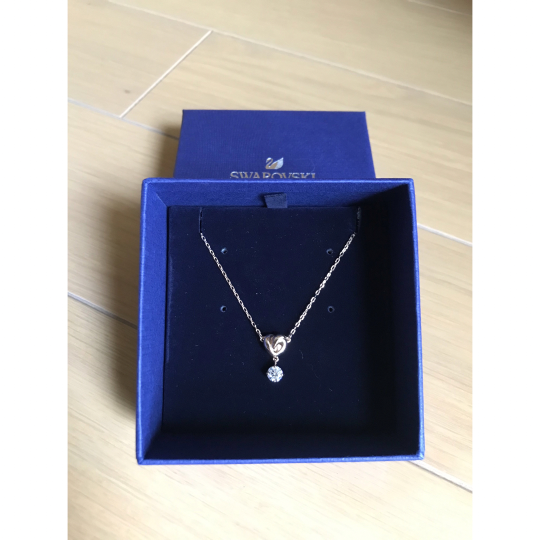 SWAROVSKI(スワロフスキー)のスワロフスキー　ネックレス　SWAROVSKI ライフロング ハート　★美品★ レディースのアクセサリー(ネックレス)の商品写真