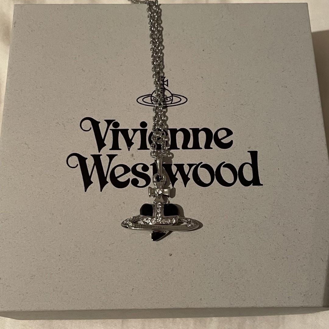 vivienne westwood ディアマンテハートネックレス