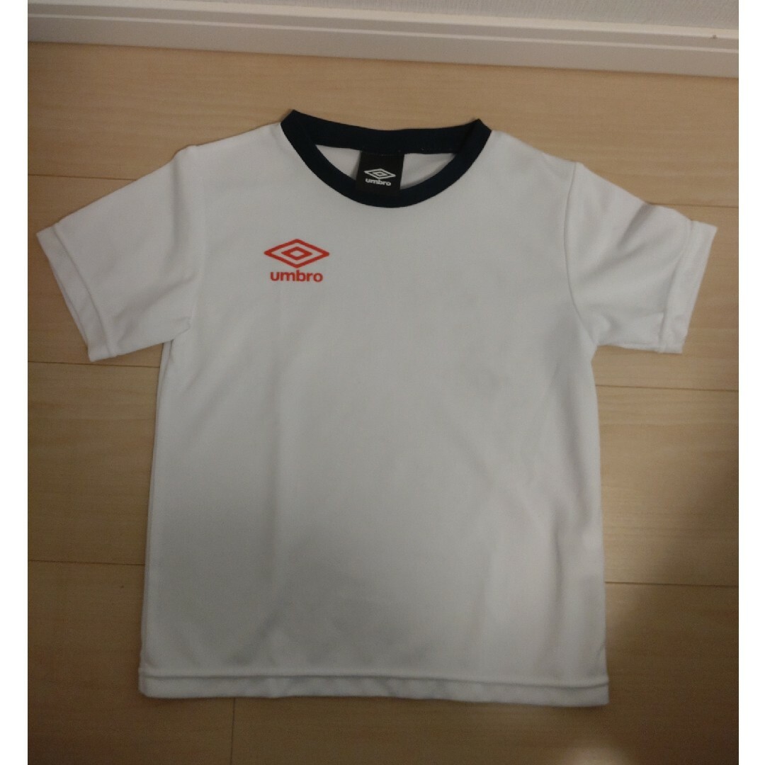 UMBRO(アンブロ)のUMBRO　メッシュ　Tシャツ キッズ/ベビー/マタニティのキッズ服男の子用(90cm~)(Tシャツ/カットソー)の商品写真