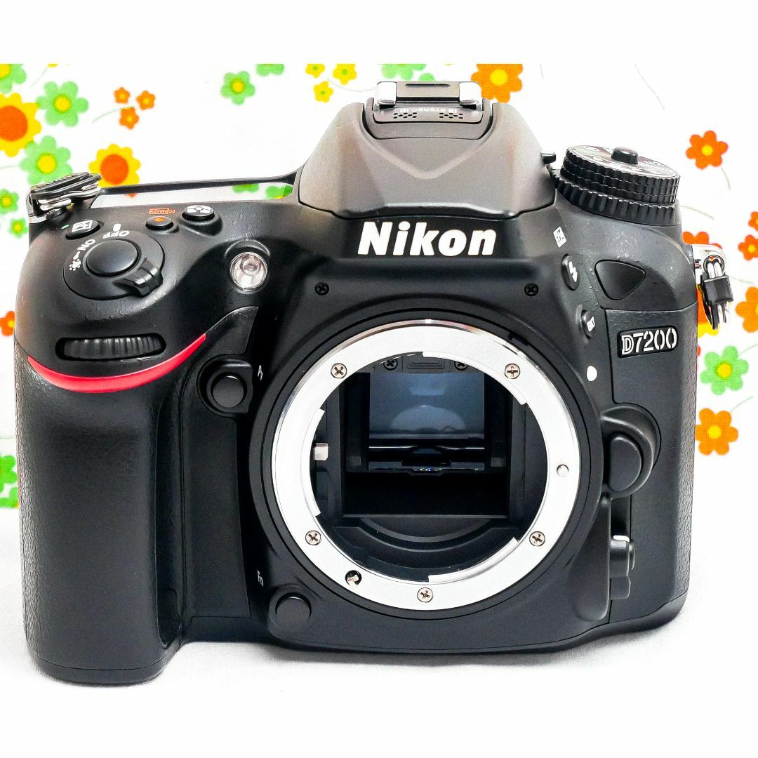 Nikon(ニコン)のニコン Nikon D7200☆高性能連射！高画質☆ダブルレンズ☆WI-FI搭載 スマホ/家電/カメラのカメラ(デジタル一眼)の商品写真