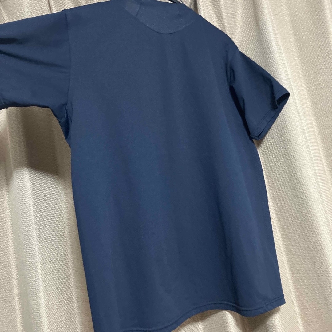 DESCENTE(デサント)のDESCENTE 紺　Tシャツ　メンズO スポーツ/アウトドアの野球(ウェア)の商品写真