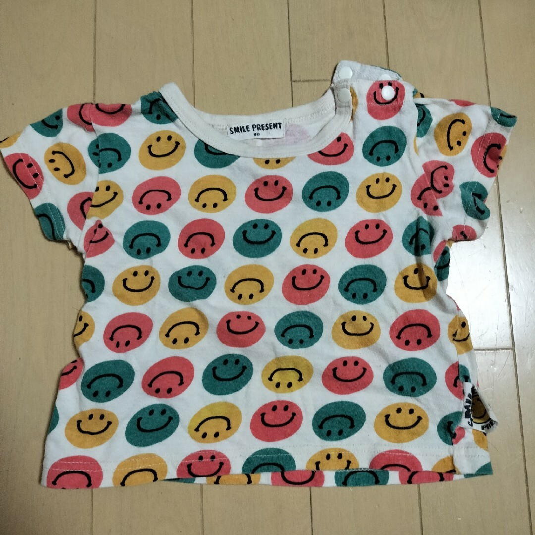 ニコちゃんTシャツ♡ キッズ/ベビー/マタニティのベビー服(~85cm)(Ｔシャツ)の商品写真
