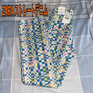 ザラ(ZARA)のZARA 《タグ付き》ストレートフィット　プリントデニムパンツ《新品未使用品》(デニム/ジーンズ)