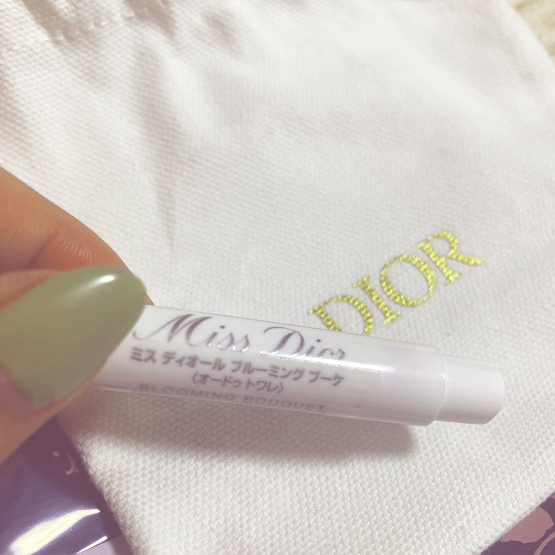 Dior(ディオール)のDIOR 香水　ブルーミングブーケ コスメ/美容の香水(香水(女性用))の商品写真