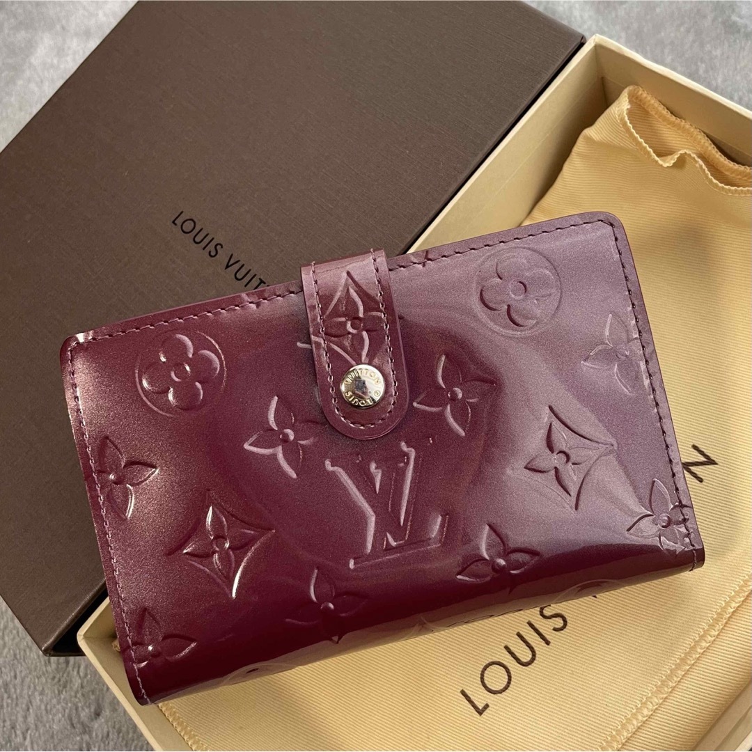 《美品》 LOUIS VUITTON ヴェルニ がま口 折り財布レディース