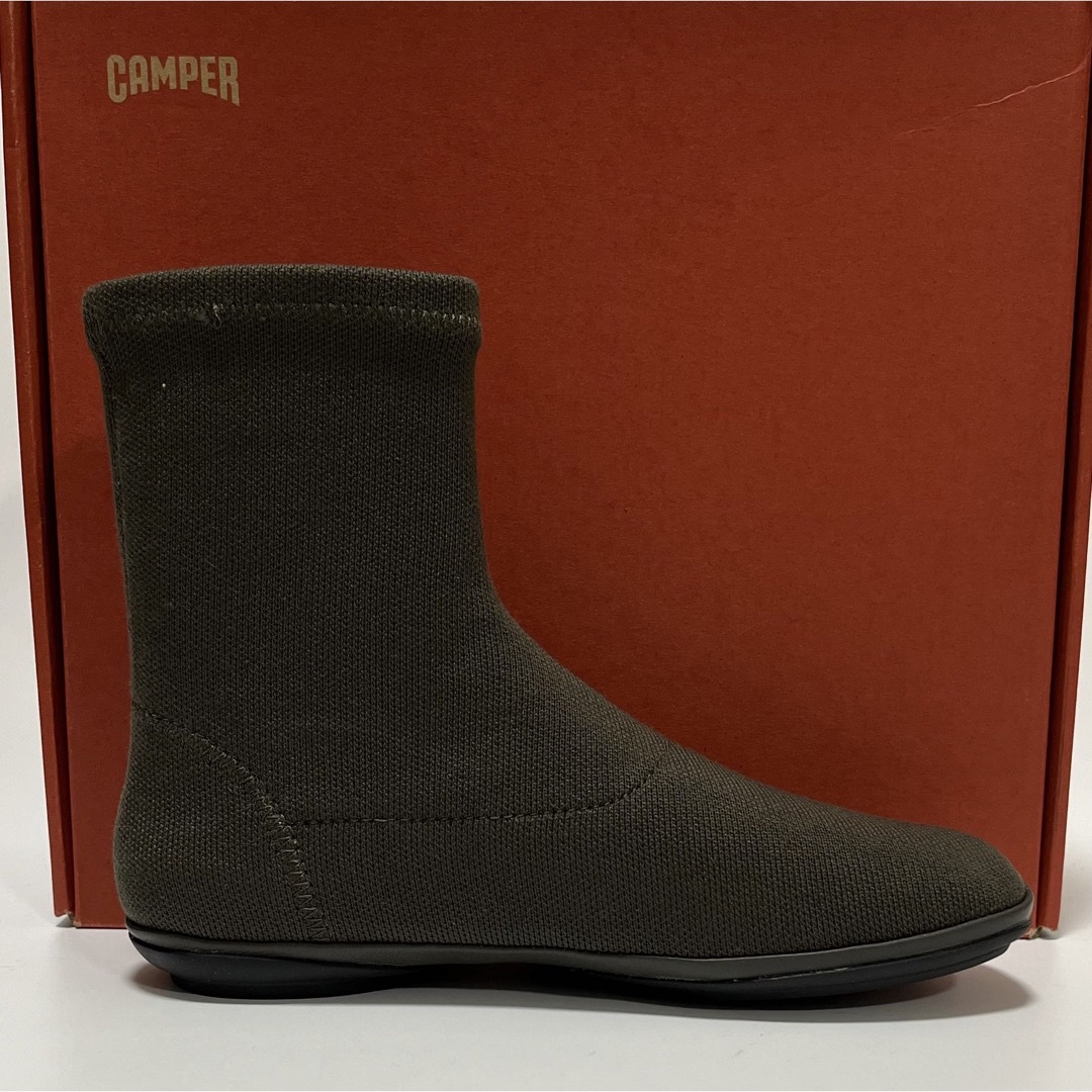 CAMPER(カンペール)の新品 Camper Right Nina カンペール ブーツ グリーン レディースの靴/シューズ(ブーツ)の商品写真