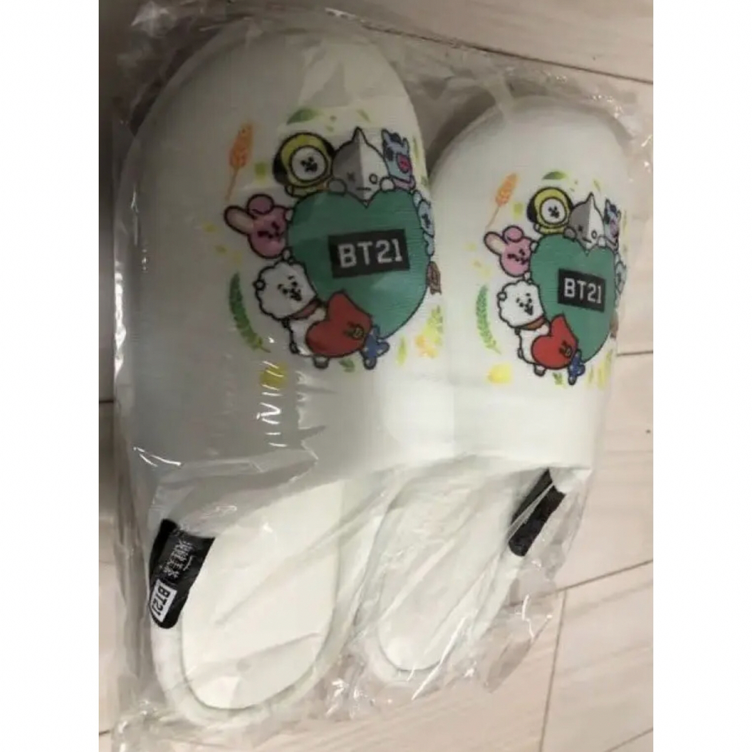 スリッパ　BTS BT21