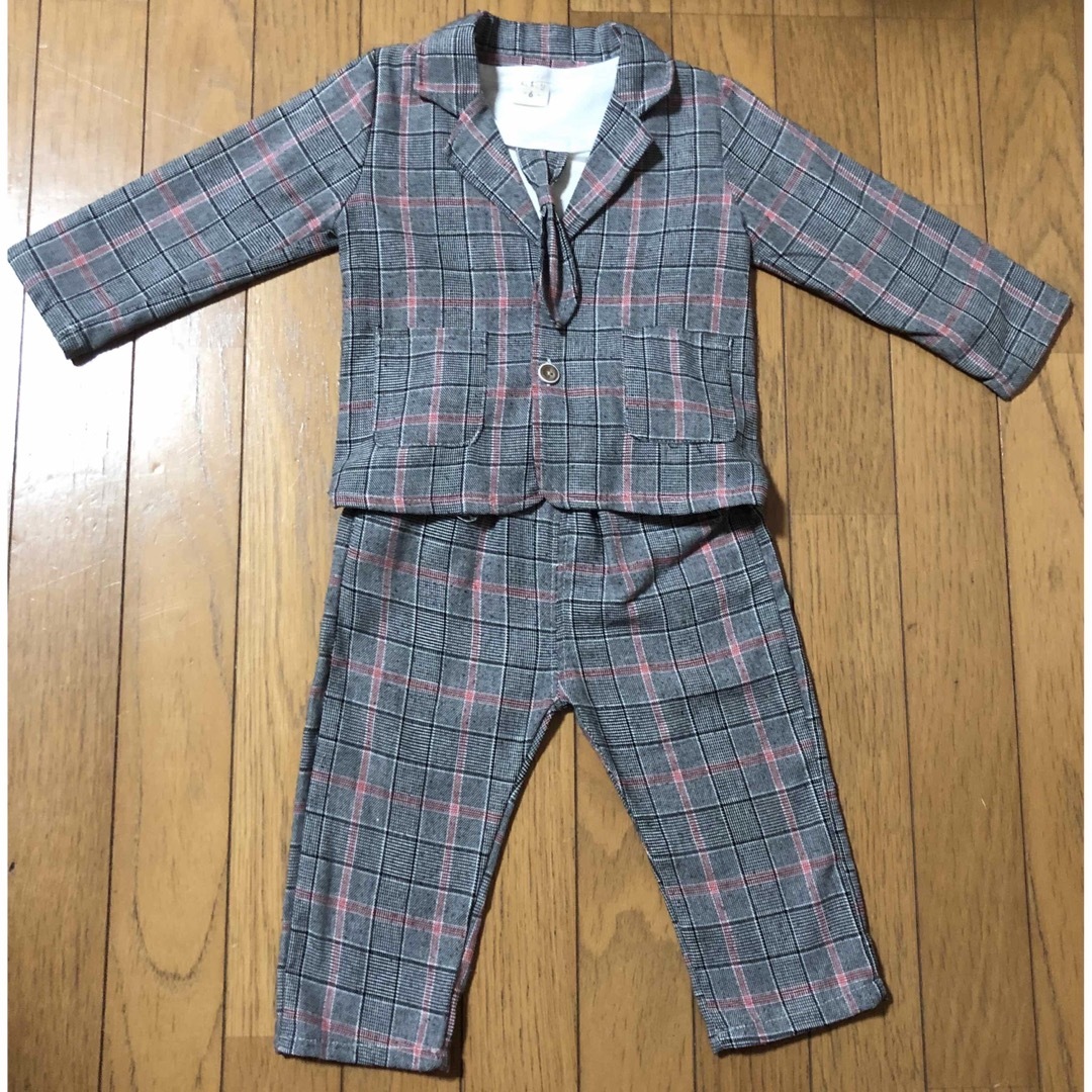 キッズスーツ　フォーマル キッズ/ベビー/マタニティのキッズ服男の子用(90cm~)(ドレス/フォーマル)の商品写真